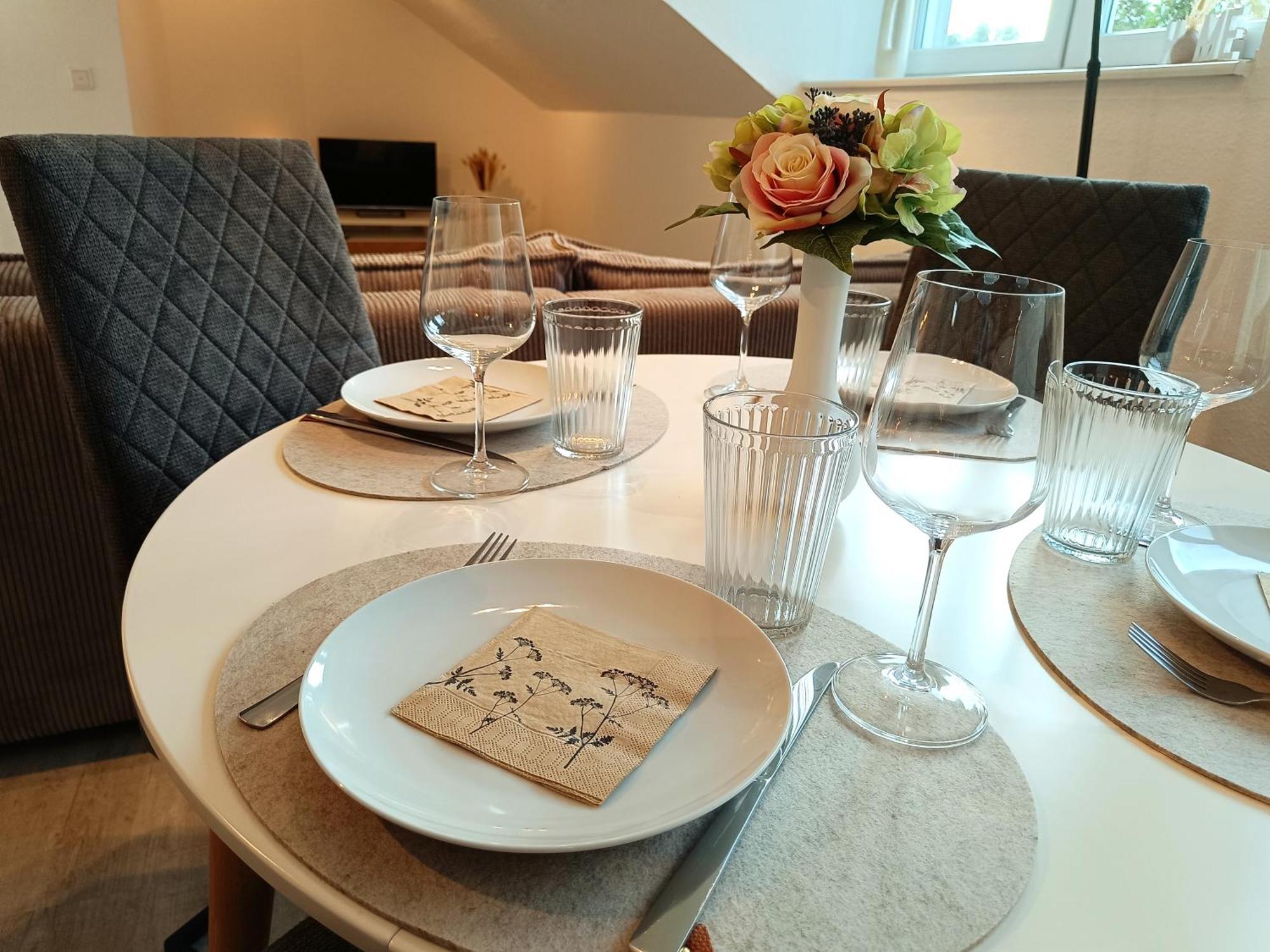 Ruhrheimat Ferienwohnung Am Ruhrtalradweg In Arnsberg Exteriör bild
