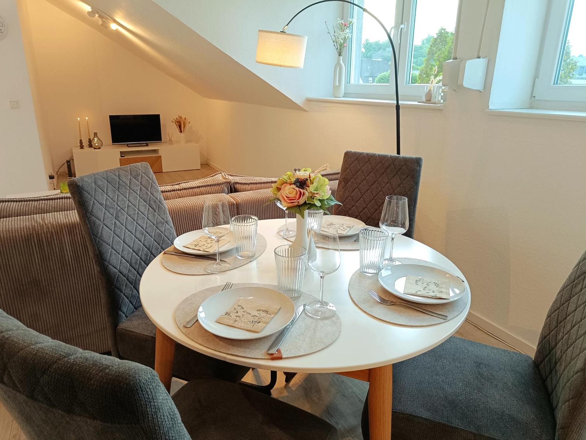 Ruhrheimat Ferienwohnung Am Ruhrtalradweg In Arnsberg Exteriör bild